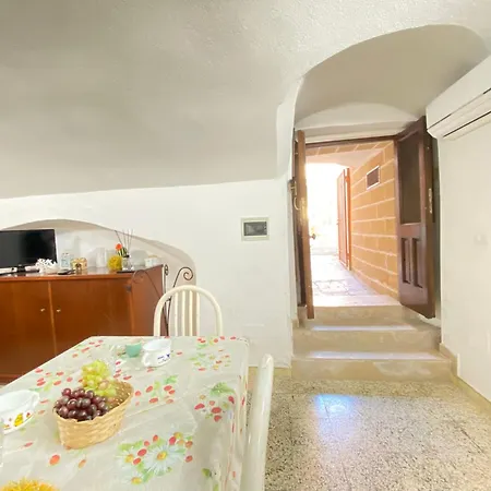 Dimora Cantalupi Centro Storico Apartment